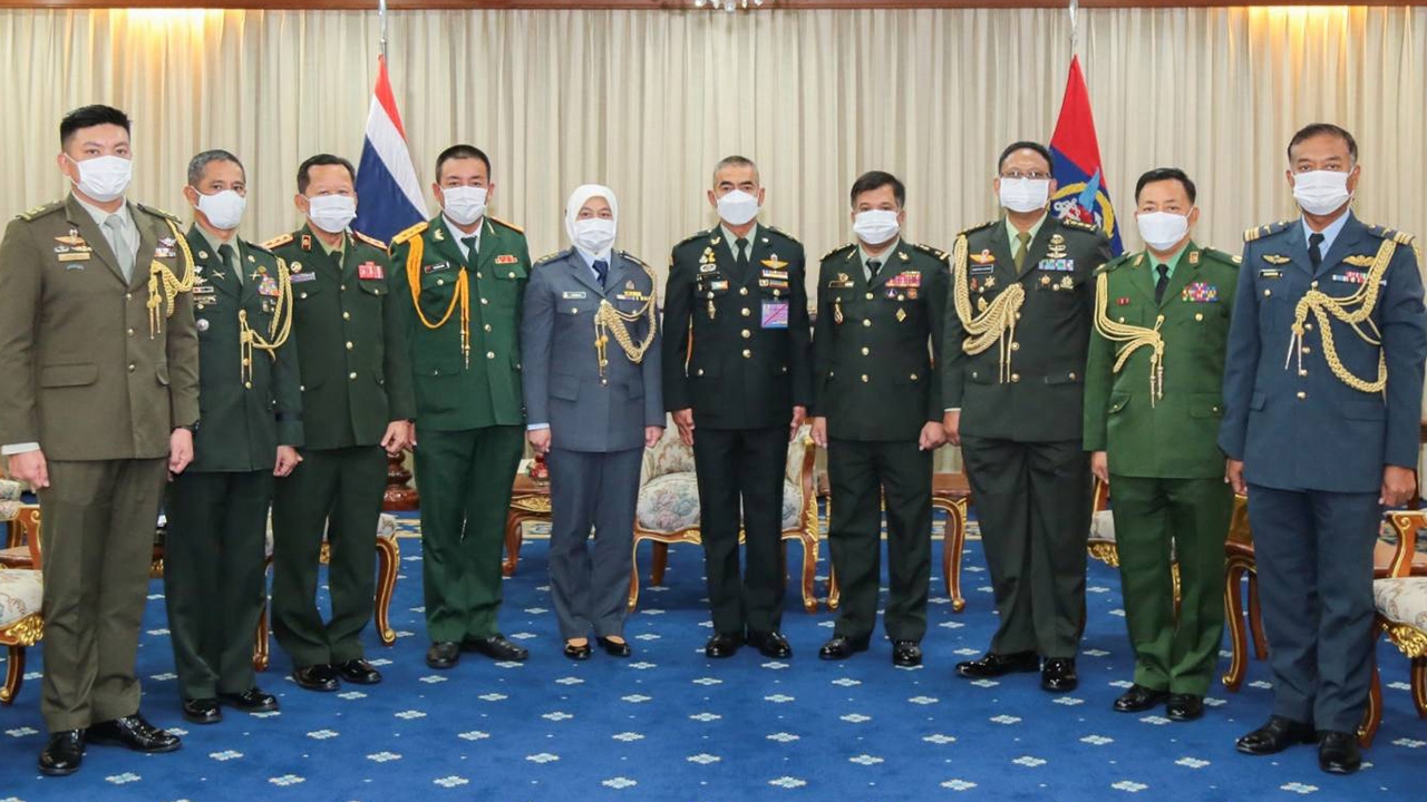 "บิ๊กแก้ว" ร่วมประชุม ผบ.ทหารสูงสุดอาเซียน ย้ำความร่วมมือในภูมิภาค
