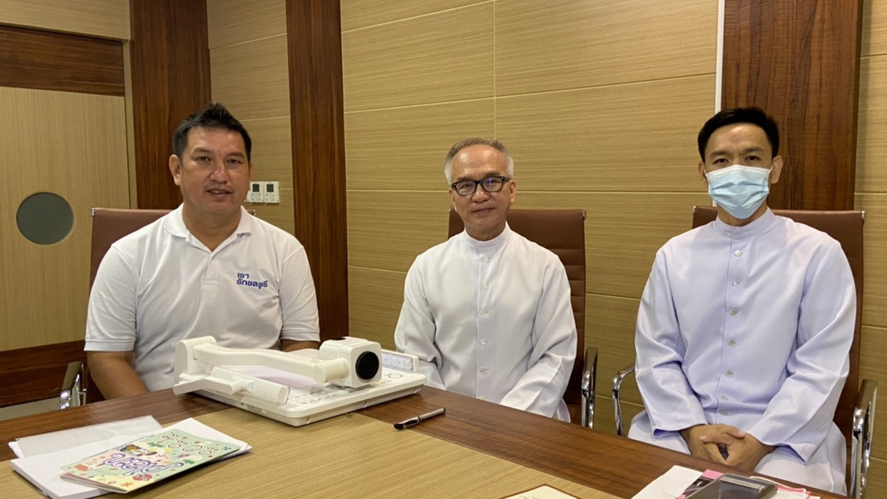 ผอ.ดาราสมุทร แจ้งพักการเรียน 8 เด็กรุมทำร้ายเพื่อน ตร.จ่อดำเนินคดี 4 คน