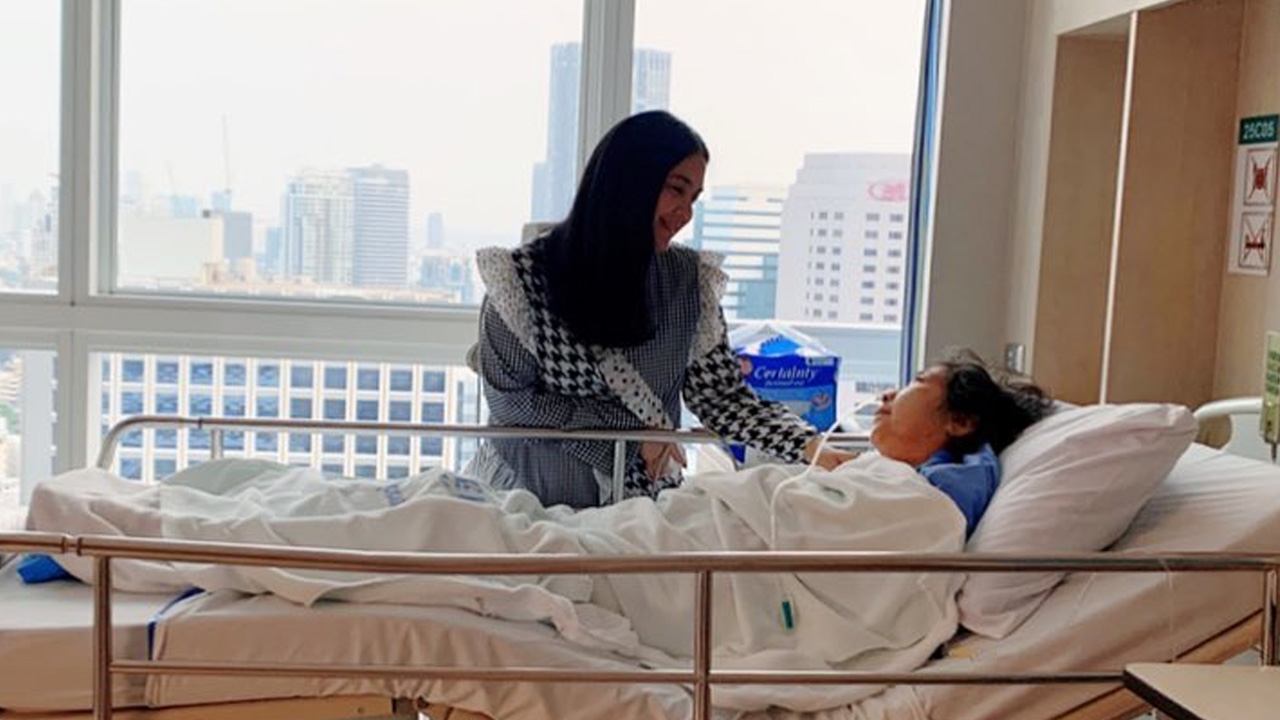 โบ ชญาดา เผยนาทีคุณแม่ชักหมดสติ ต้องเรียกรถพยาบาลด่วน