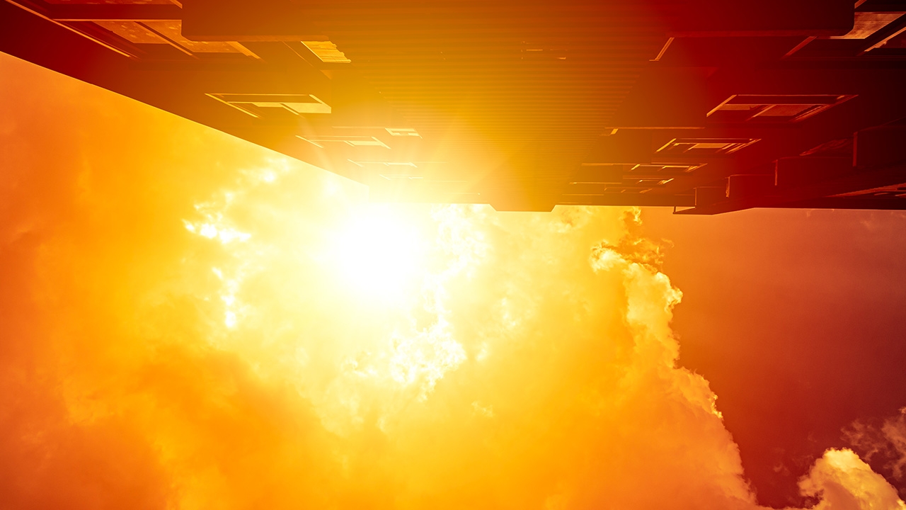 เตือน 6 กลุ่มเสี่ยง ระวังอันตรายจาก "อากาศร้อน" เสี่ยงป่วย "โรคฮีตสโตรก"