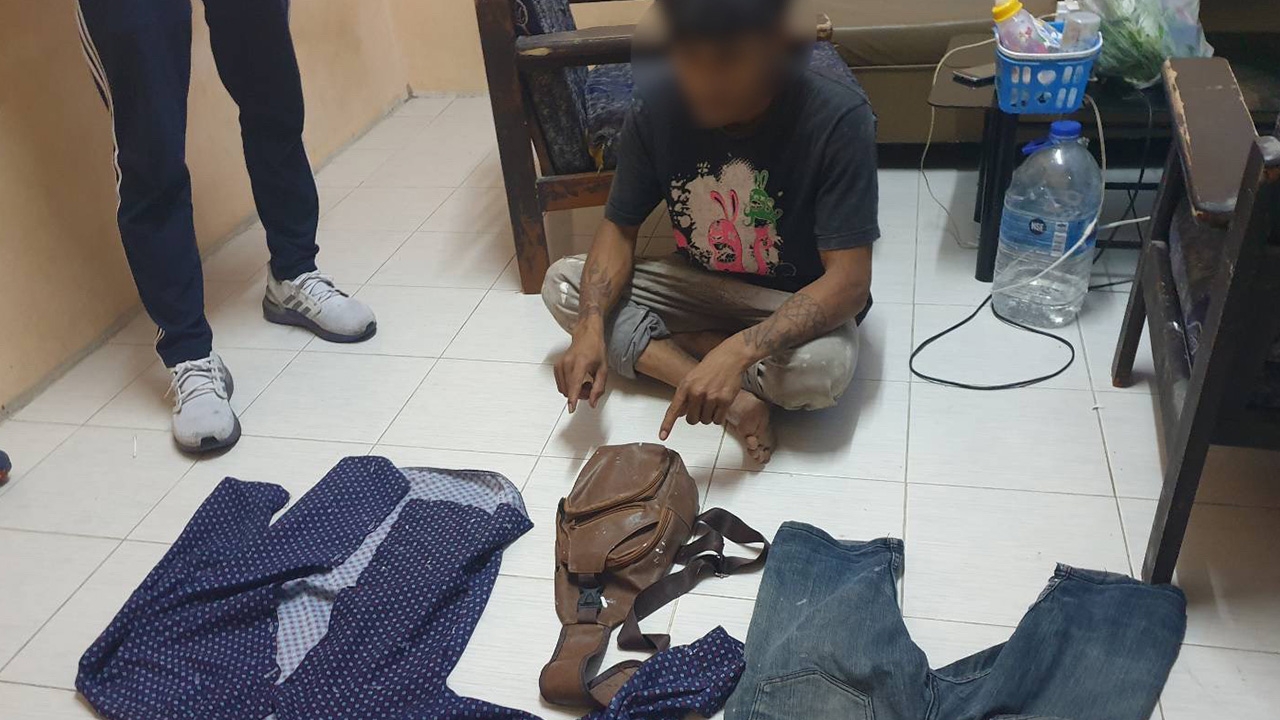 จับหนุ่มเขมร จี้ชิงทรัพย์แอร์โฮสเตสสาว กลางลานจอดรถใกล้ตลาดนัดเลียบด่วนฯ