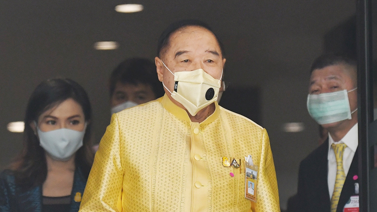 "บิ๊กป้อม" แบะท่า หนุน แก้รัฐธรรมนูญ แบบรายมาตรา