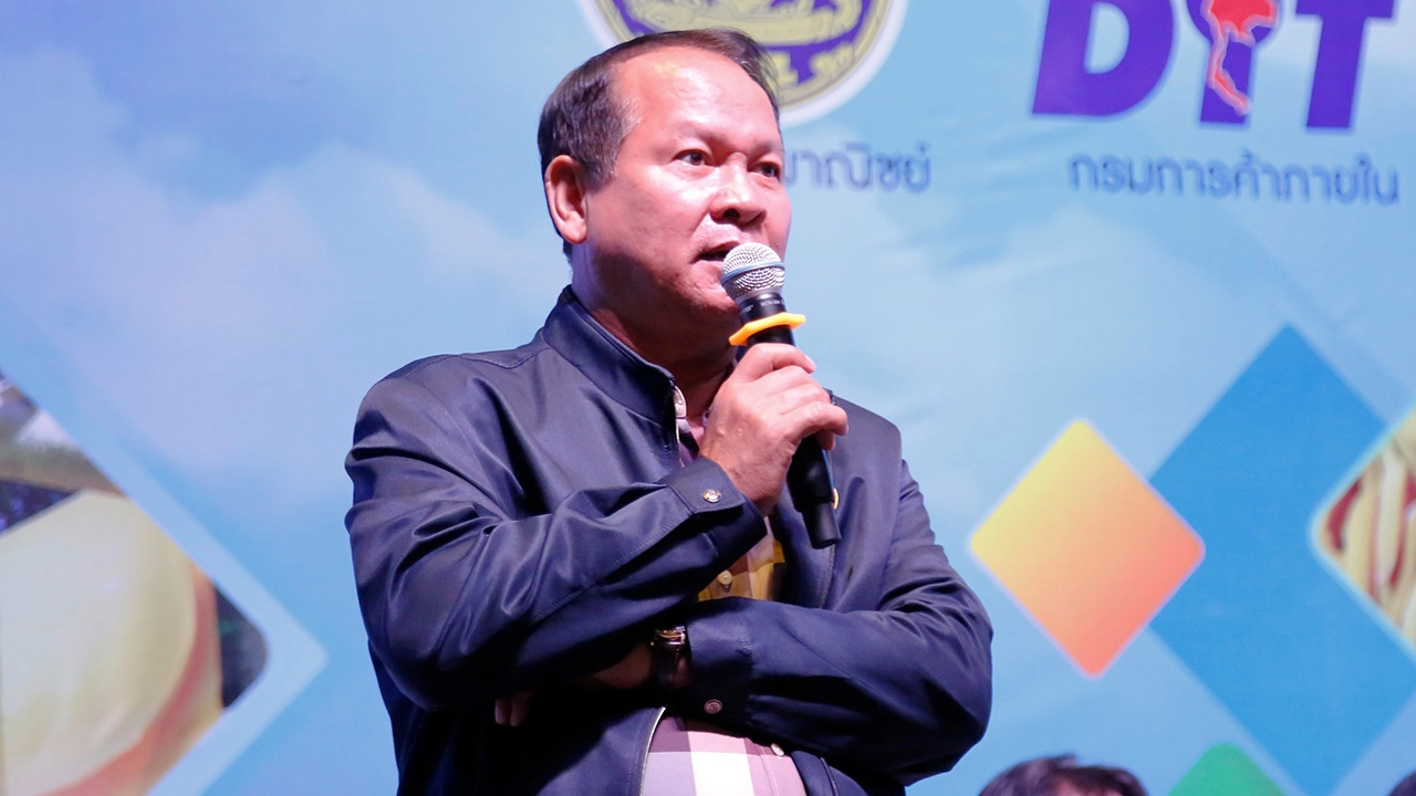 ที่ปรึกษา พณ. ลงพื้นที่ชี้แจงและติดตามโครงการประกันรายได้เกษตรฉลุย