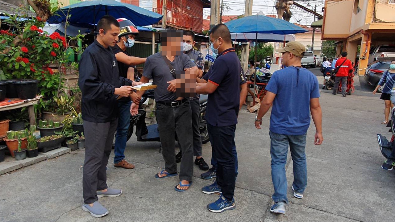 รวบมือปืนลำดับที่ 15 วิ่งไล่ยิงโจ๋ฝั่งธน กระสุนหมดแม็ก ตาย 1 เจ็บเพียบ