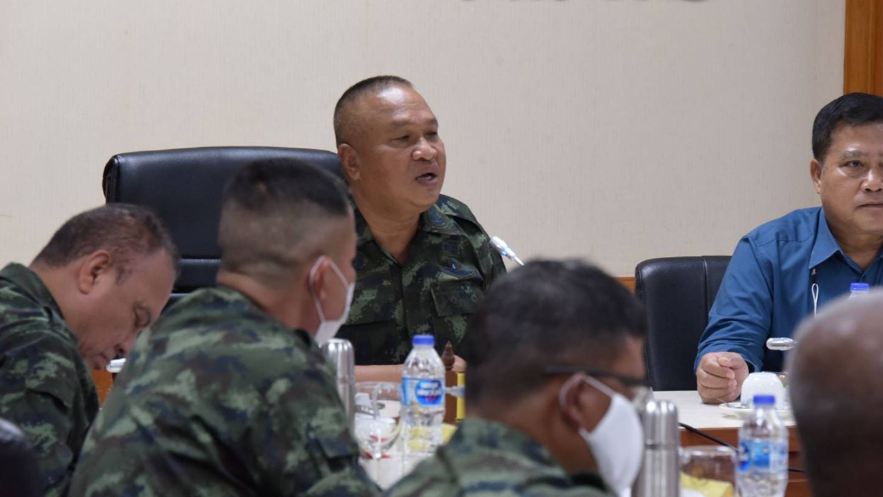 มทภ.4 เร่งสร้างความปลอดภัยเส้นทางเดินรถไฟ ทุกขบวนที่ผ่านภาคใต้