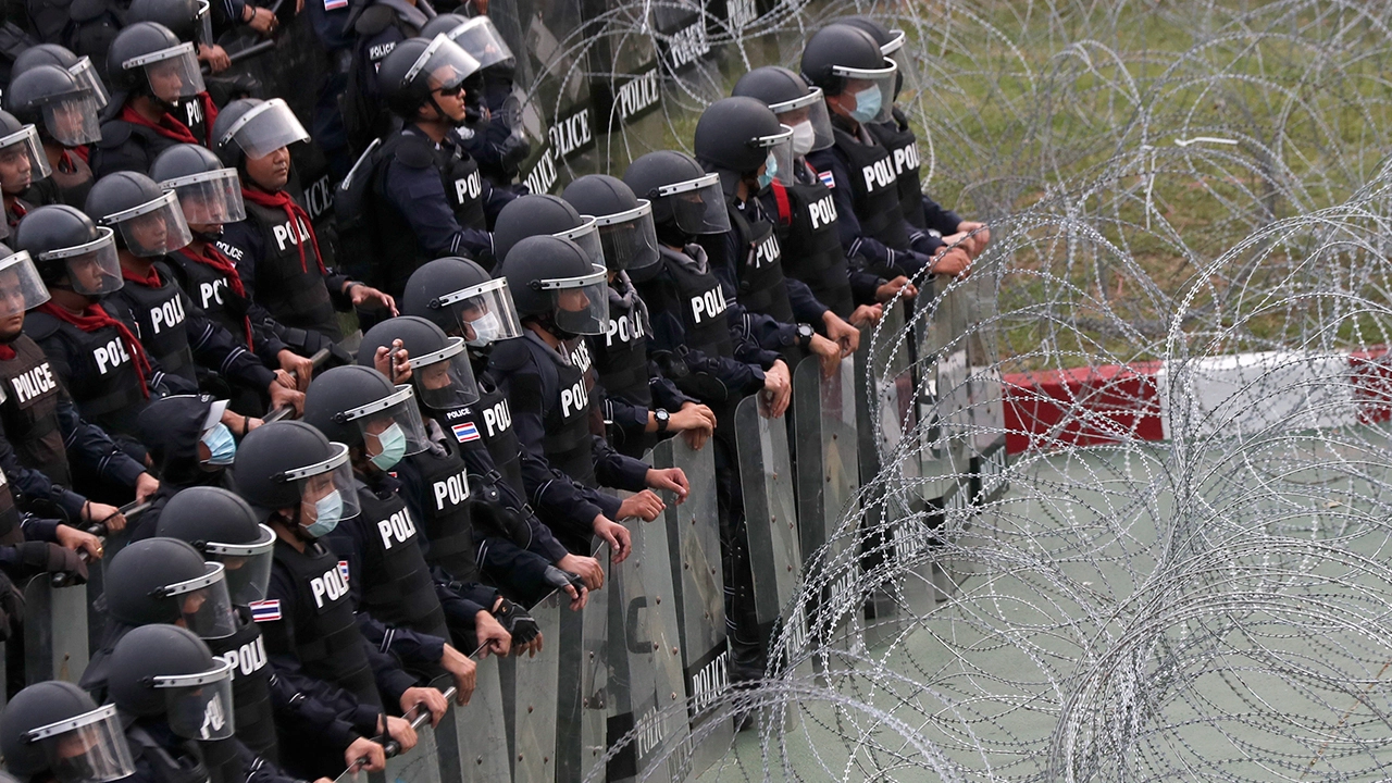 กางแผน 58 รุกรับม็อบ ยุทธวิธียืดหยุ่นซึ่งหน้า