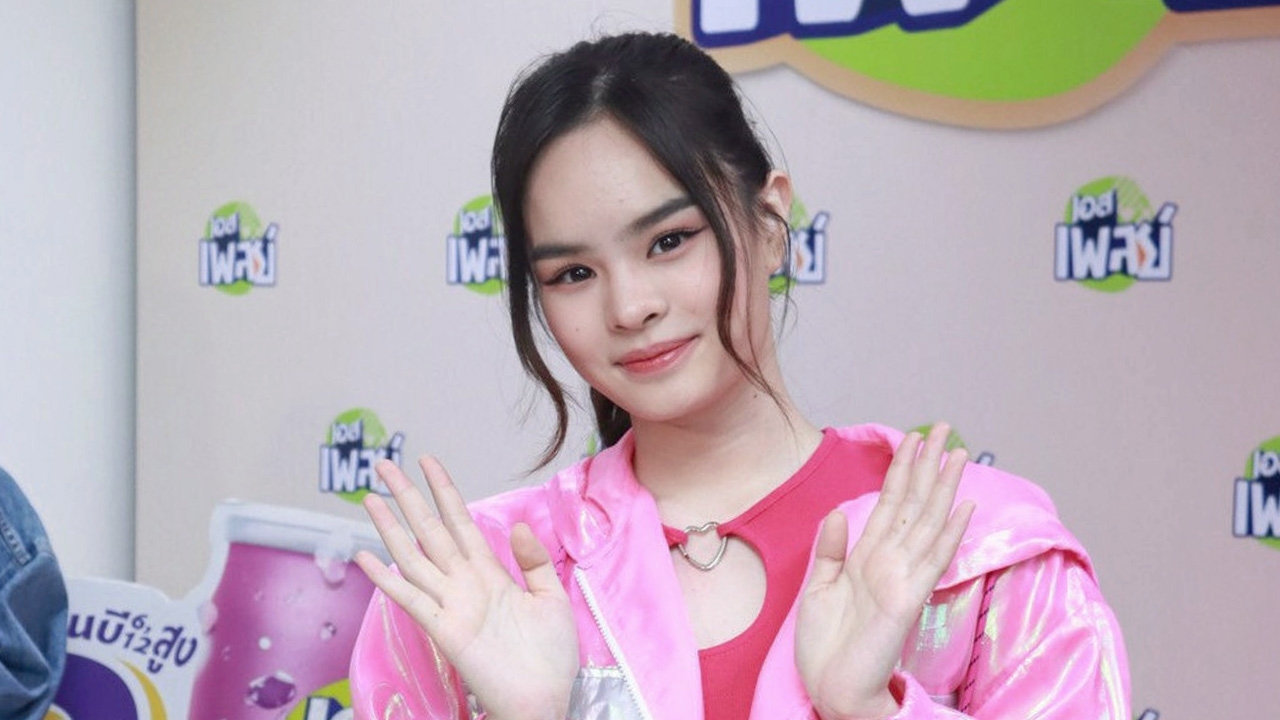 “แอลลี่” เจอบูลลี่ไม่เก็บมาคิด เผยโชว์เซ็กซี่เปิดไหล่ในเอ็มวีเป็นแค่งาน