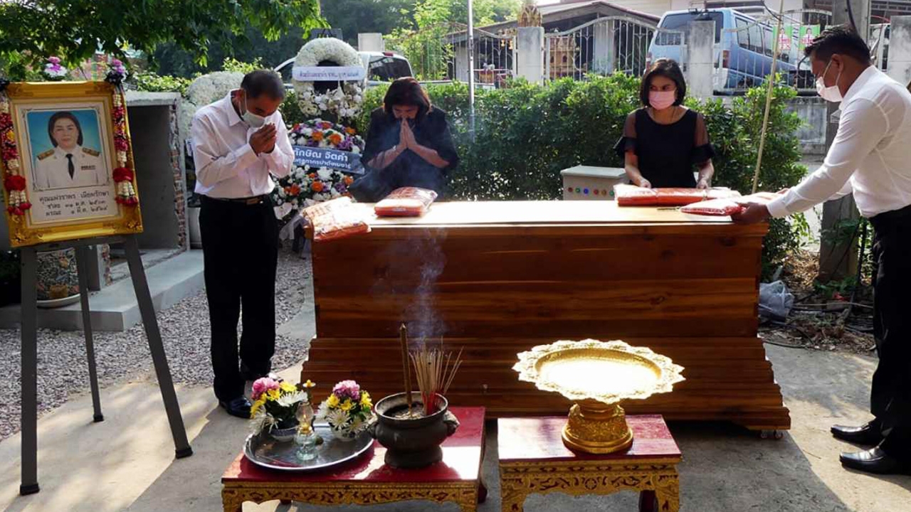 ญาติเก็บศพ ครูนง ยังไม่เผา ลูกสาวทวงความยุติธรรม ขอสู้ถึงที่สุด
