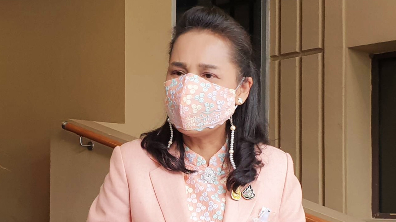 "กนกวรรณ" รมช.ศธ. เผย ยังแข็งแรงดี ไม่มีแพ้ หลังฉีดวัคซีนโควิด-19 
