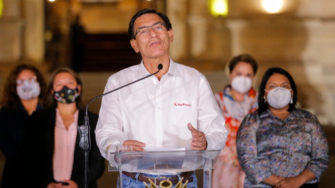 อดีต ปธน.เปรูรับกรรม โดนห้ามเล่นการเมือง 10 ปี ฐานแซงคิวฉีดวัคซีนโควิด