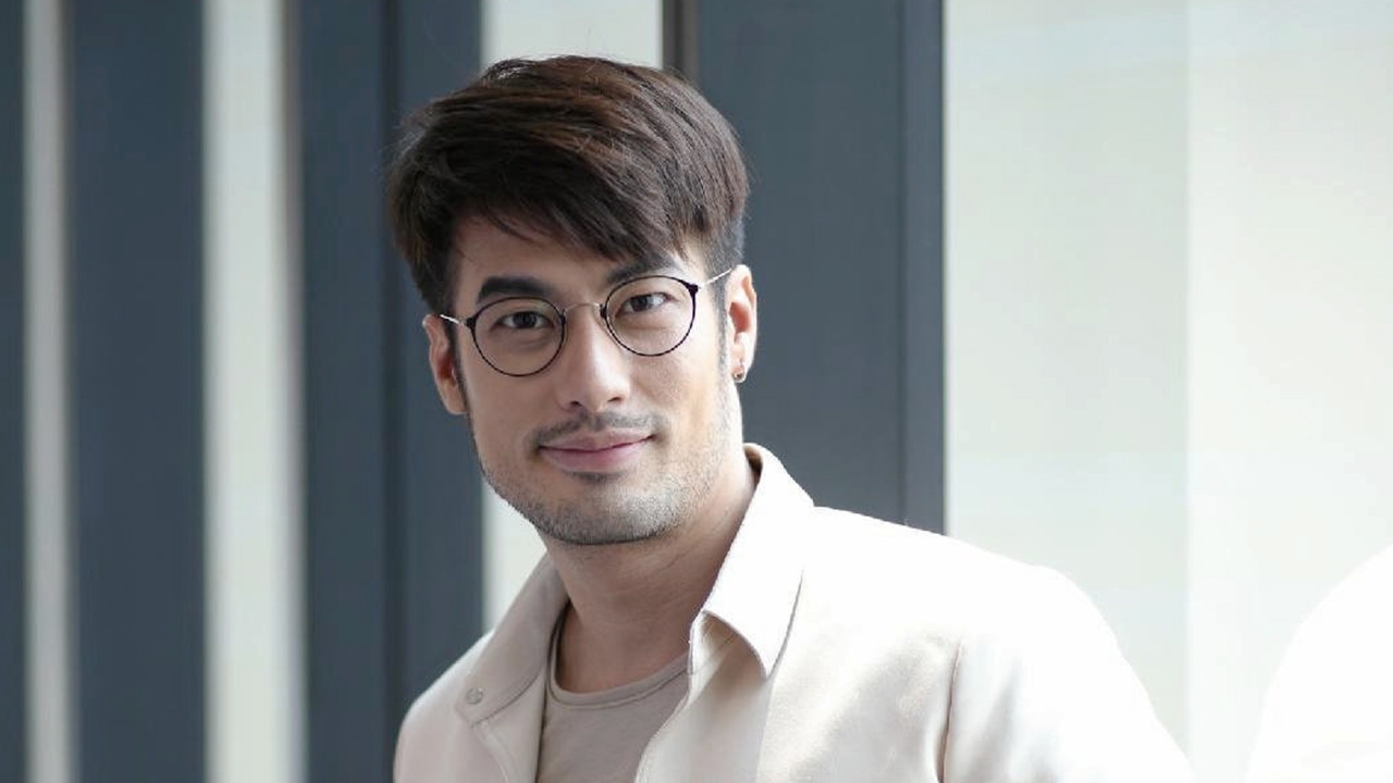 จับสังเกต "บอย" เสียอาการไลฟ์สดคุย "เดียร์น่า" ชมน่ารัก จิตใจดี แต่เปล่าจีบ
