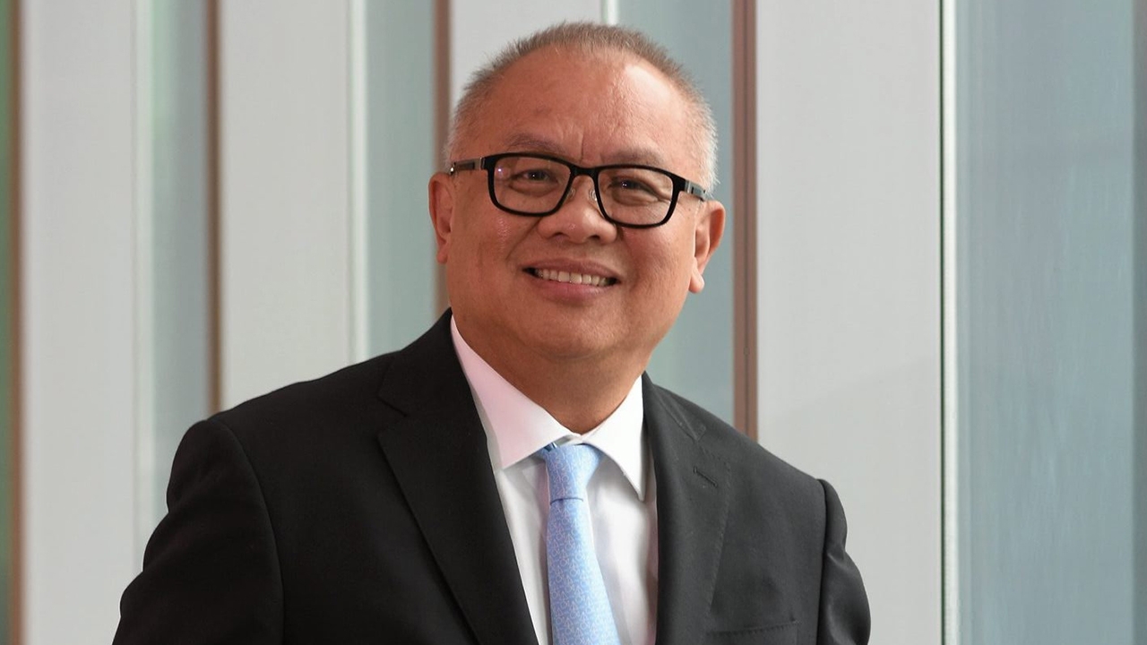 มอบ “สุพัฒนพงษ์ พันธ์มีเชาว์” แก้ปัญหาหนี้สินของครู