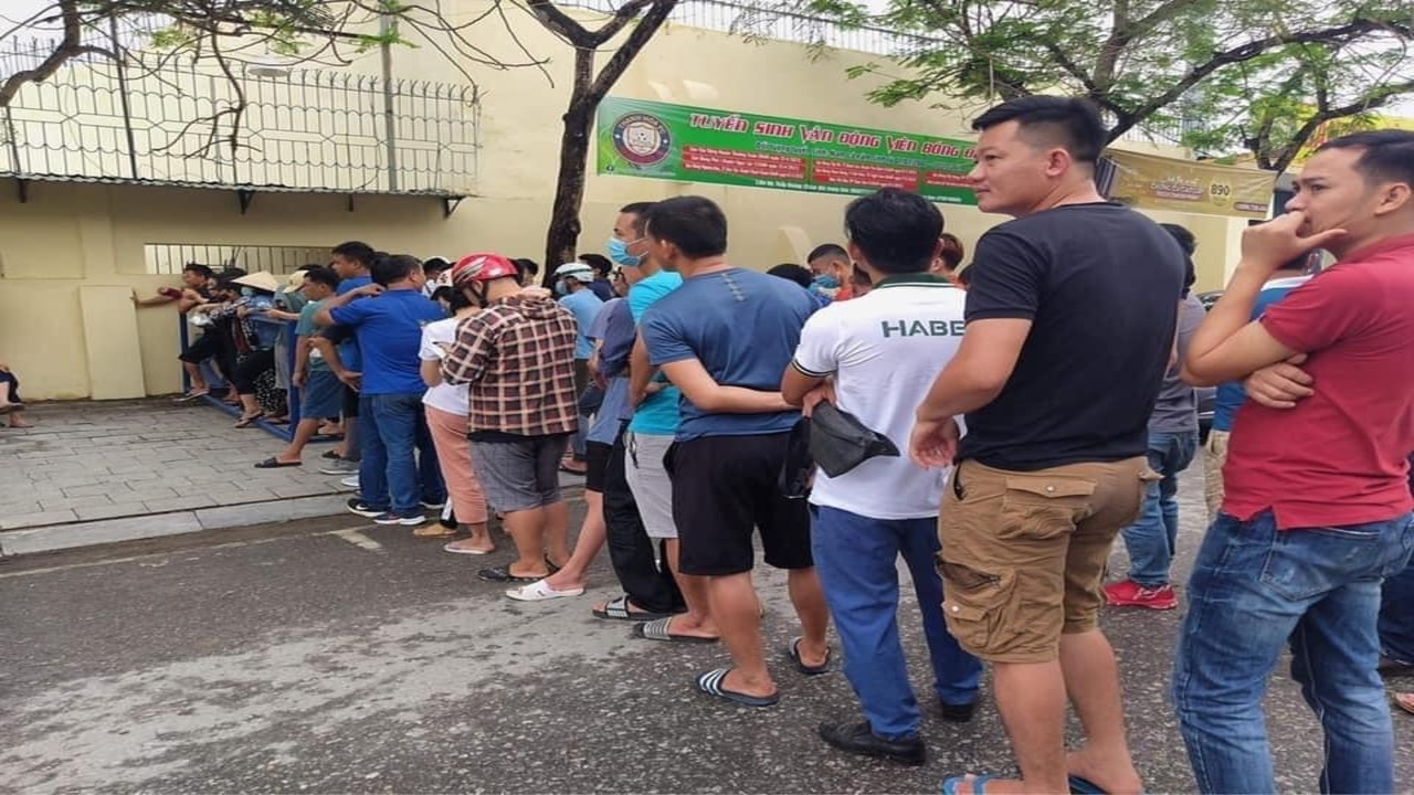 "ซิโก้" ฟีเวอร์ต่อเนื่อง บัตรชมเกม "ทันห์ เฮา" พบ "ฮองอันห์ยาลาย" ลอตแรก ขายหมดแล้ว