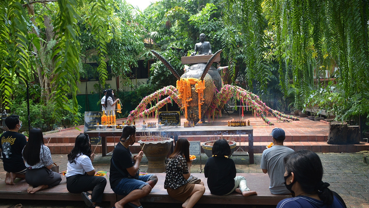 ลอดท้องพญาต่อวัดแคเมืองสุพรรณ ตามรอยละครวันทอง ในวรรณคดี 