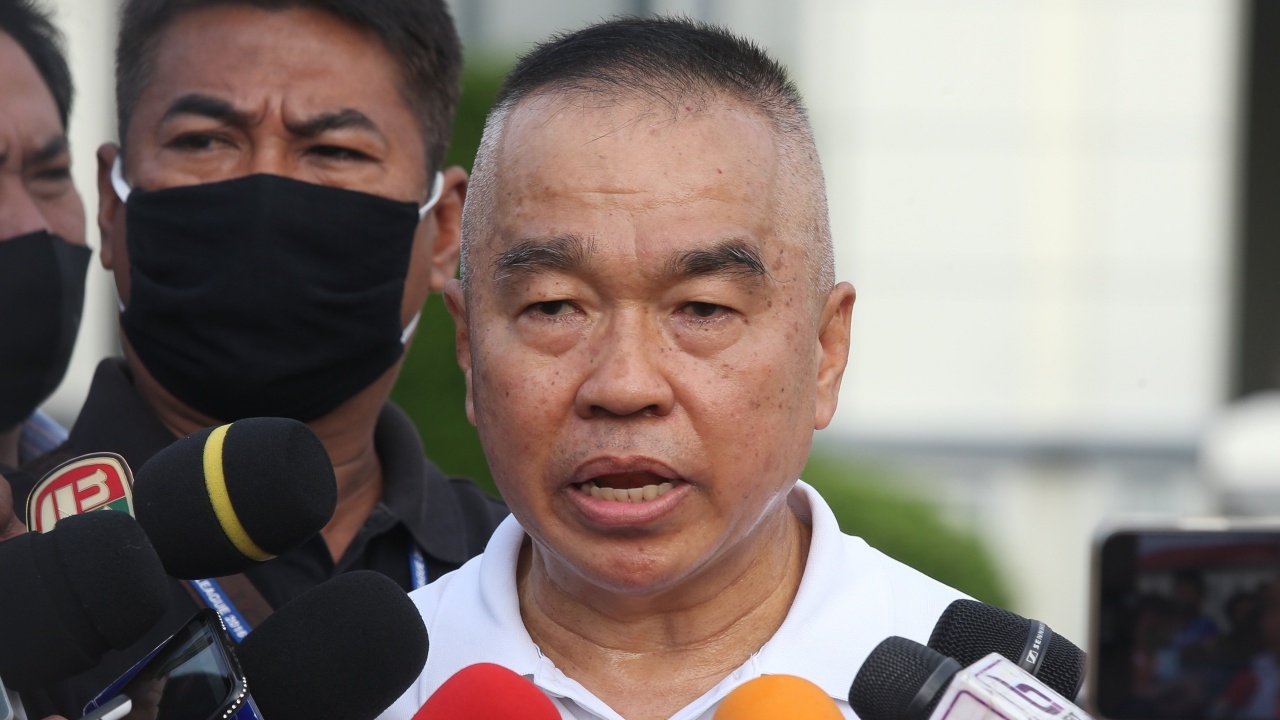 เลขาฯ สมช.ยัน คุมเฉพาะจุด คลัสเตอร์ใหม่ โควิด-19 ปัด เคอร์ฟิวสถานบันเทิง 