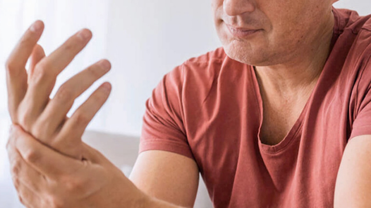 สัญญาณเตือน "โรคปลอกประสาทอักเสบ" เช็กอาการผิดปกติที่ต้องรีบพบแพทย์