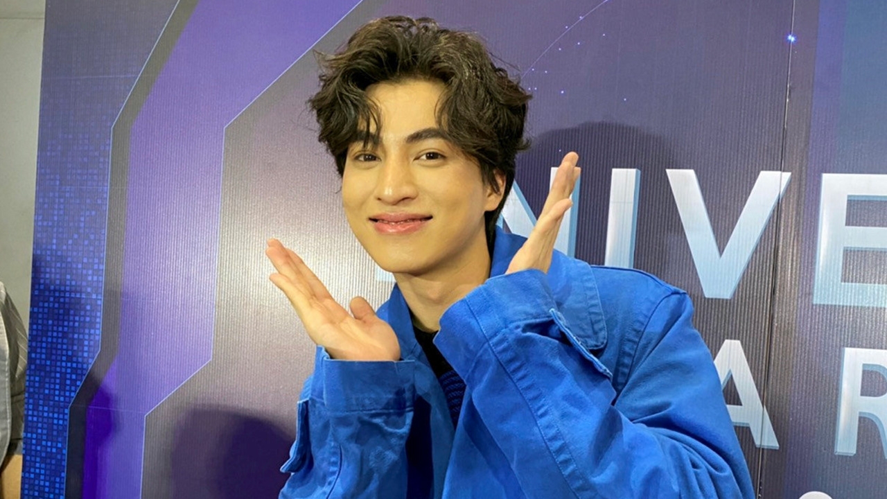 โมเมนต์ชื่นใจ "กลัฟ" เล่าวันเข้าช่อง 3 แฟนคลับแห่ต้อนรับ เริ่มต้นเดินทางก้าวใหม่