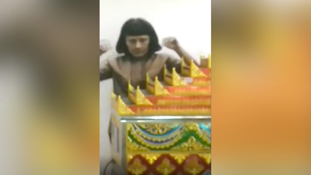 ทั้งหลอนทั้งฮา ช่างแอร์ผงะ เจอผีปอบโผล่หลังโลง บอกมาพร้อมพระ พระยังวิ่ง