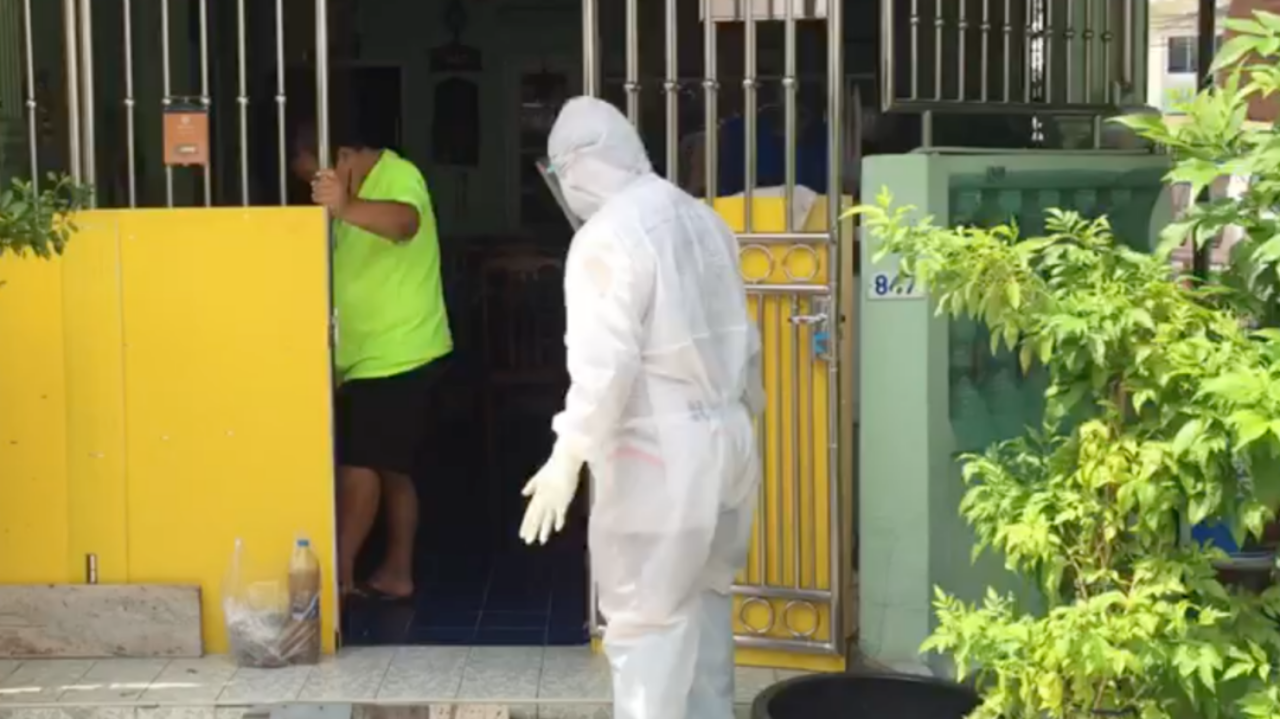 หลานช็อก เจอศพตากับยายติดโควิดตายในบ้าน น้องชายตาอาการหนัก