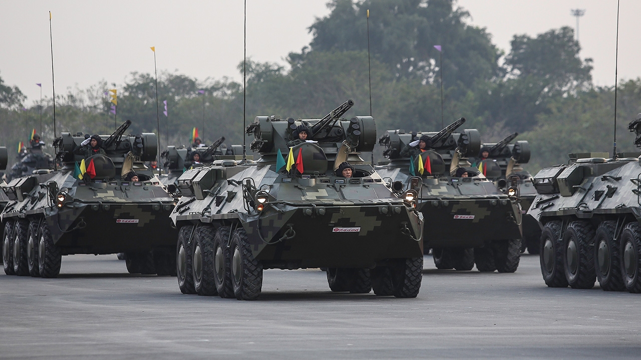 กลาโหม-ทัพบก เดือด สั่งจับคนปล่อยข่าว "ปฏิวัติ" วอนหยุดสร้างเฟกนิวส์