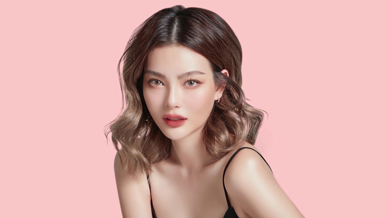 ฝ่าทุกกระแสดราม่ากว่าจะมาเป็น “ดิว-อริสรา” วันนี้ 8 ปีที่มุ่งมั่น