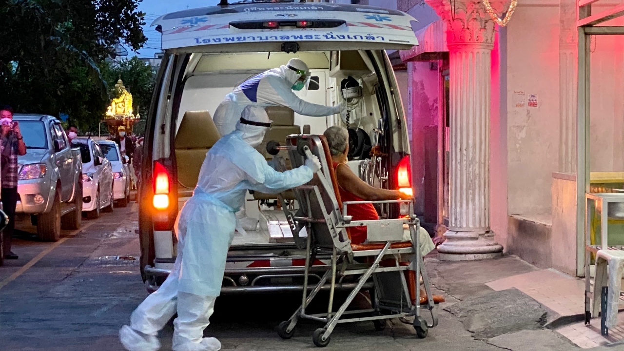 สลด แม่ป่วยโควิดดับคาห้อง พ่อติดเชื้อ ลูกเสี่ยง ไร้ รพ.รับไปรักษา