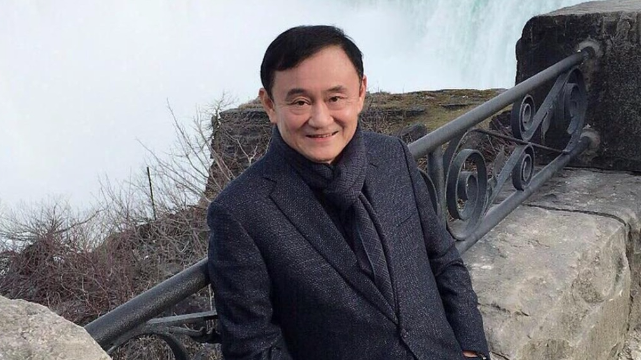 โอ๊ค-เอม-อุ๊งอิ๊ง โพสต์ภาพเหมือนกัน พร้อมแคปชั่นเร็วๆนี้ #THAKSINOFFICIAL