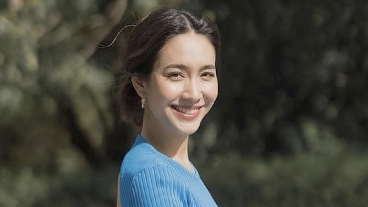 มิน พีชญา โพสต์ภาพโชว์หุ่นแซ่บ แจกความสดใส แต่ทำคนสะดุดตาที่แคปชั่น