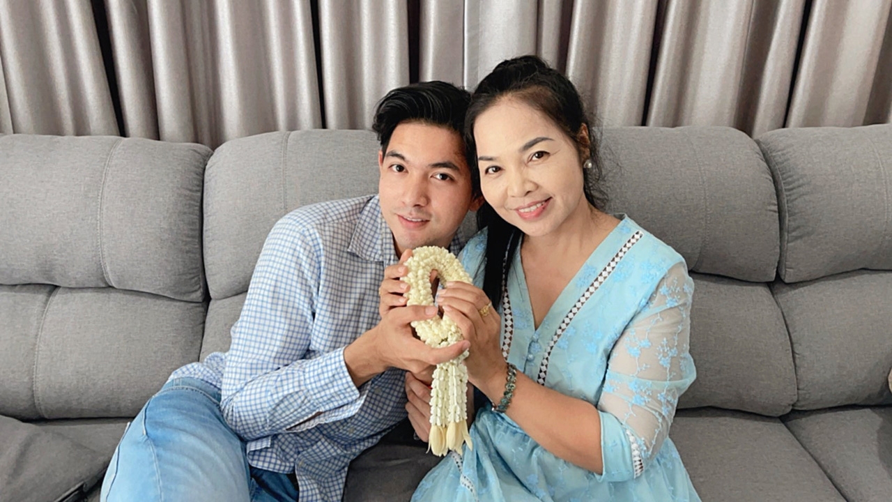 พระนางช่อง 7 เผยภาพอบอุ่นชวนบอกรัก “แม่”