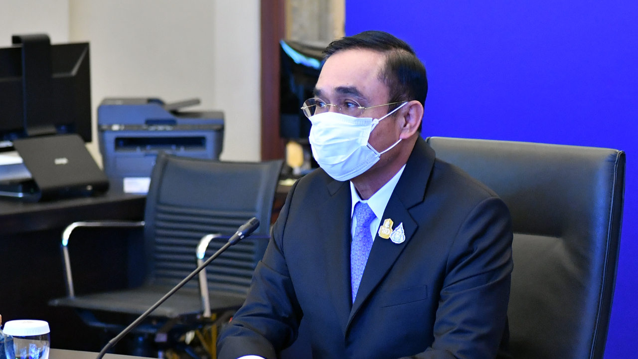 รัฐบาลเยียวยาลูกจ้าง ม.33 แล้ว 2.4 ล้านคน สั่งคมนาคมหาทางช่วยเหลือแท็กซี่