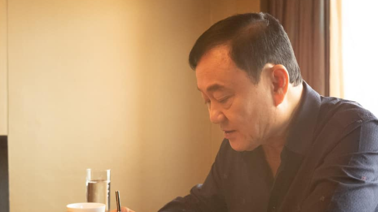 "โอ๊ค-เอม-อุ๊งอิ๊ง" โพสต์อีก เล่าความประทับใจต่อ "ทักษิณ" เตรียมพบกันเร็วๆนี้