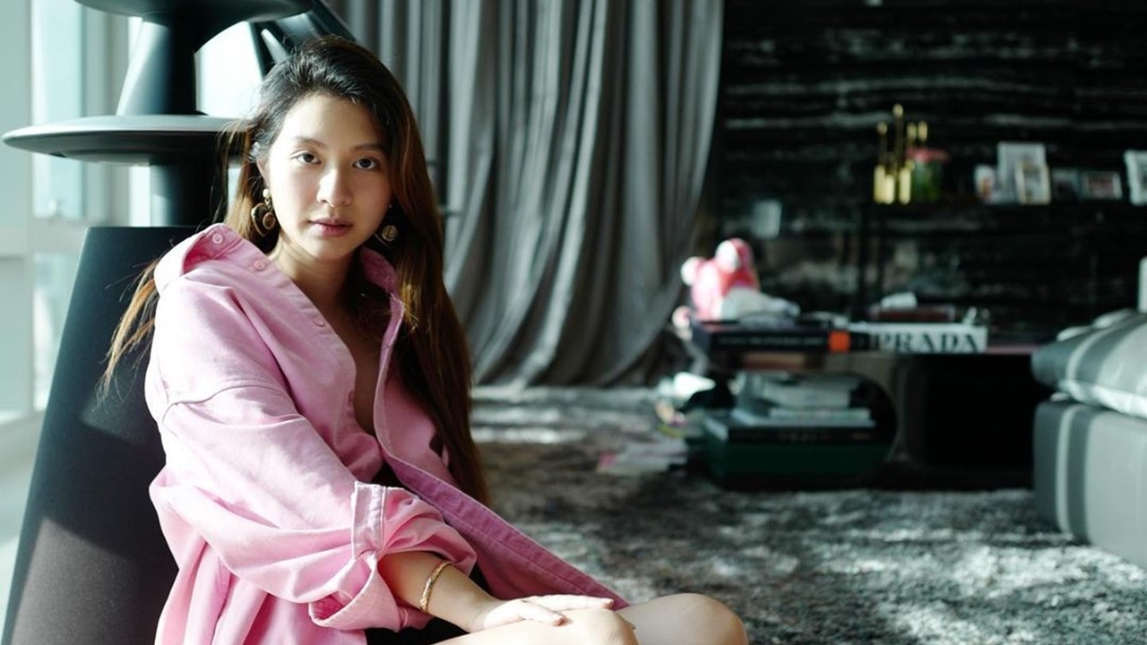 มิว นิษฐา เคลียร์ดราม่าถูกวิจารณ์ หลังร้องไห้เสี่ยงโควิดคนขับรถติดเชื้อ