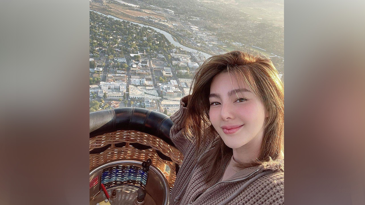 ดิว อริสรา ตื่นเช้าขึ้นบอลลูนชมวิวที่แคลิฟอร์เนีย โชว์หน้าสดสวยสดใสมาก