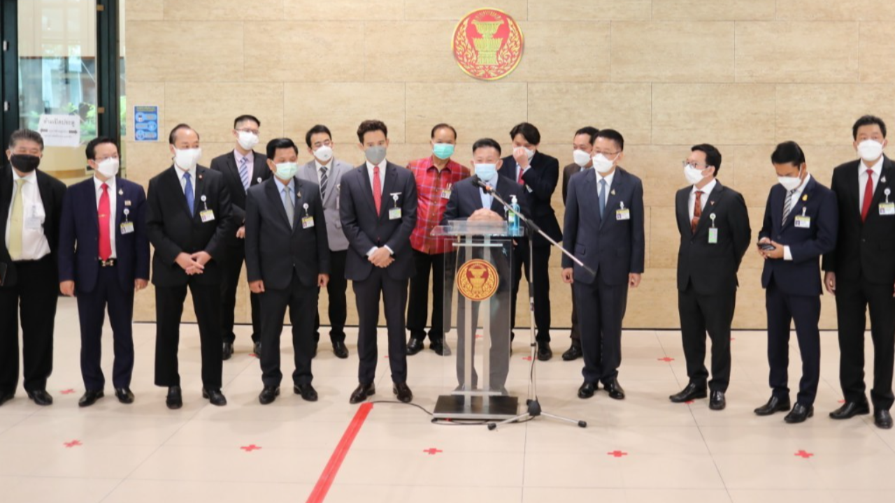 ไร้เงา "ประวิตร-ธรรมนัส" ถูกซักฟอก คาด อภิปรายไม่ไว้วางใจ กลาง ก.ย.