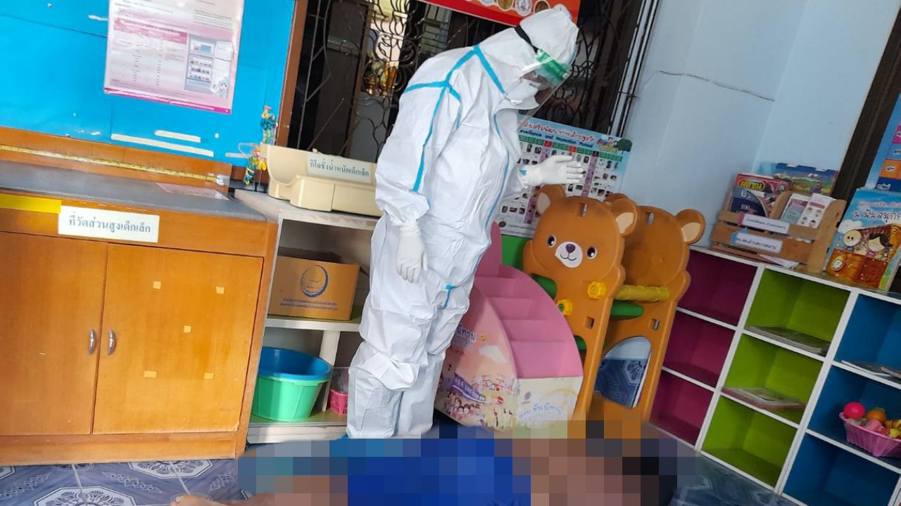 พบบุคลากรการแพทย์ที่พิจิตร ฉีดไฟเซอร์บูสเตอร์โดส ดับปริศนาคารพ.สต. (คลิป)