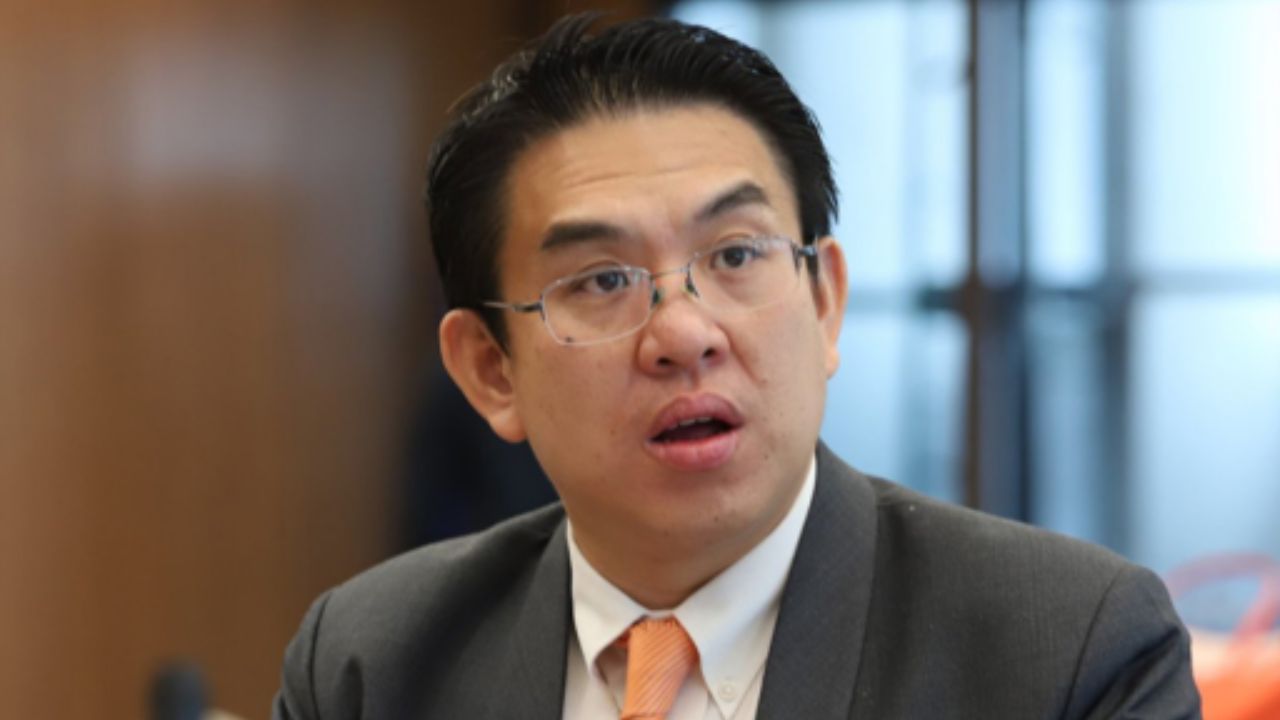 "วิโรจน์" ปัด ไร้ชื่อ "ป้อม-ธรรมนัส" ยื่นซักฟอก ไม่ใช่เพราะมีดิวลับ 