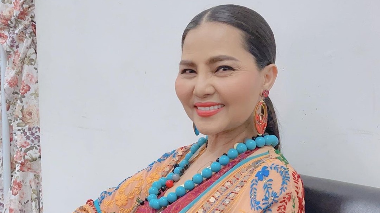 สุนารี ถูกทาบทามทำศัลยกรรมดึงหน้าลดริ้วรอยในวัย 53 ปี 