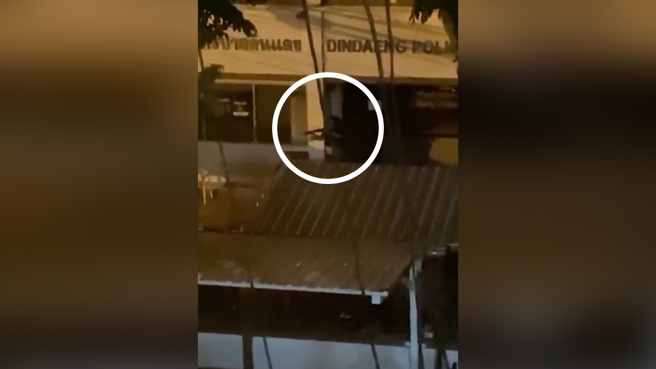 พฐ.ยันผลวิถีกระสุน ยิงโดนหนุ่มวัย 20 หน้า สน.ดินแดง ไม่ได้มาจากฝั่งตำรวจ