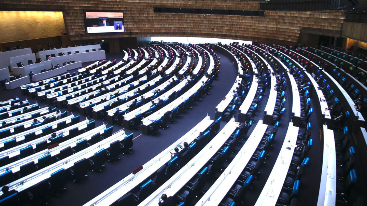 ที่ประชุมสภาฯ เริ่มพิจารณาร่าง พ.ร.บ.งบประมาณ 2565 วาระ 2 วันแรก