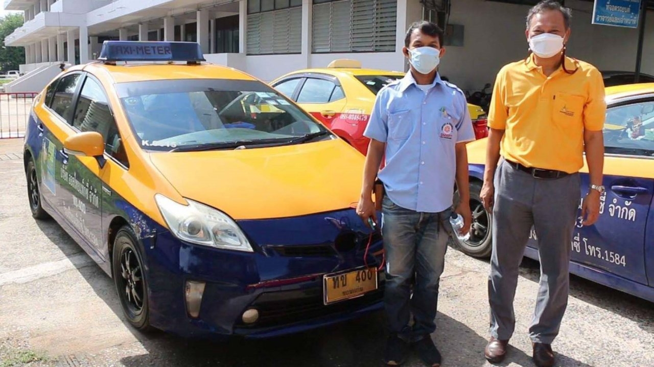 เปิดตัวแท็กซี่ขอนแก่นนิวนอร์มอล คนขับวัคซีนครบ สะอาด มีฉากกั้น สแกนจ่าย