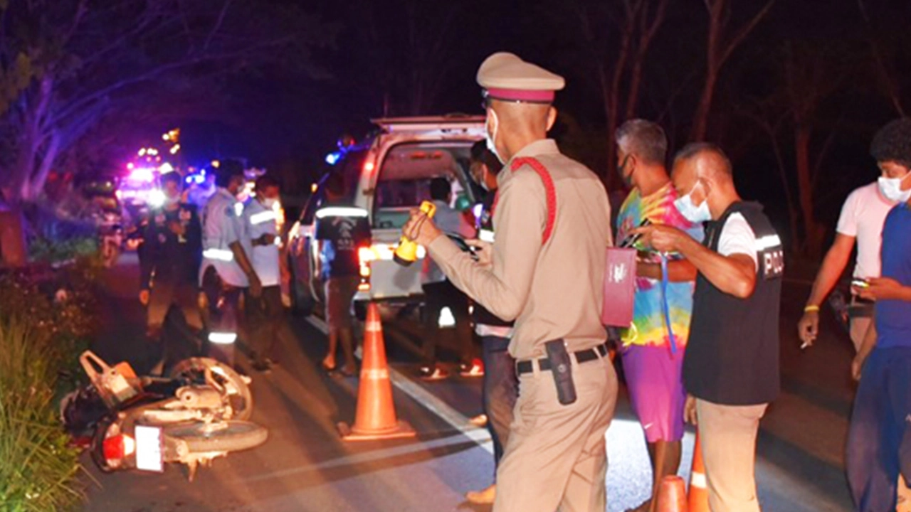 เมืองลุงโหด คนร้ายขับรถประกบยิง 2 พี่น้องตัดไม้ขายดับคา จยย.พ่วง