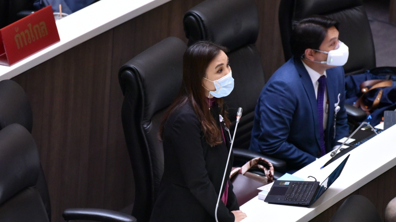 ส.ส.ก้าวไกล ลากไส้ประจาน ใช้งบกลาง แฉ กลายพันธุ์งบสำรองจ่ายฉุกเฉิน (คลิป)