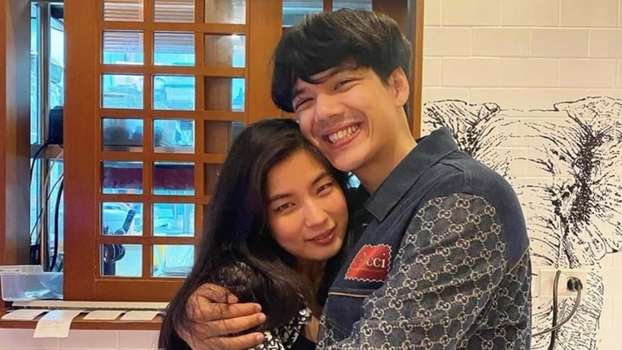 นิกกี้ โพสต์ชี้แจงแทน ก้อย อรัชพร หลังถูกเม้าท์ใส่เสื้อก๊อปแบรนด์ดัง