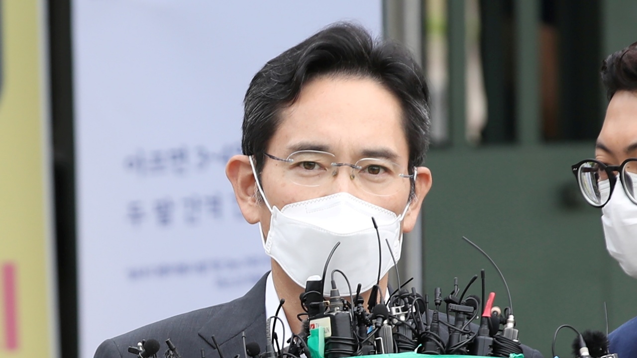 อี แจ ยอง ทายาทซัมซุง พ้นคุก ศาลปล่อยตัวก่อนกำหนดแบบมีทัณฑ์บน