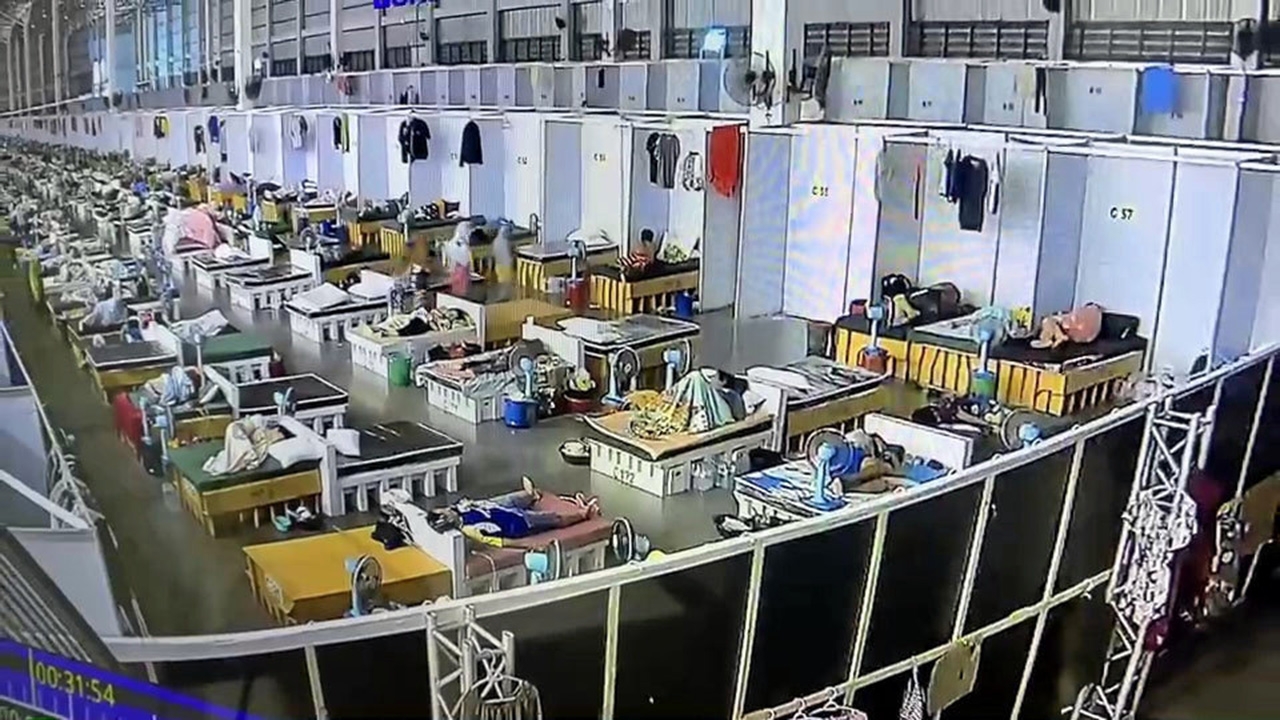 ผู้ป่วยเล่นเซ็กซ์โจ๋งครึ่ม รพ.สนาม ผู้ว่าฯ รีบคุมเข้ม คลายล็อกแล้ว 29 จังหวัด มีผล 1 ก.ย.