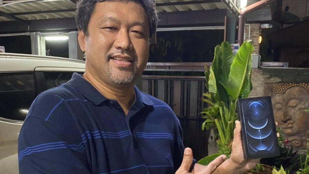 มาดามแป้งใจป้ำ แจกไอโฟน "โค้ชโย่ง" หลังรับงานกุนซือช้างศึกยู-23