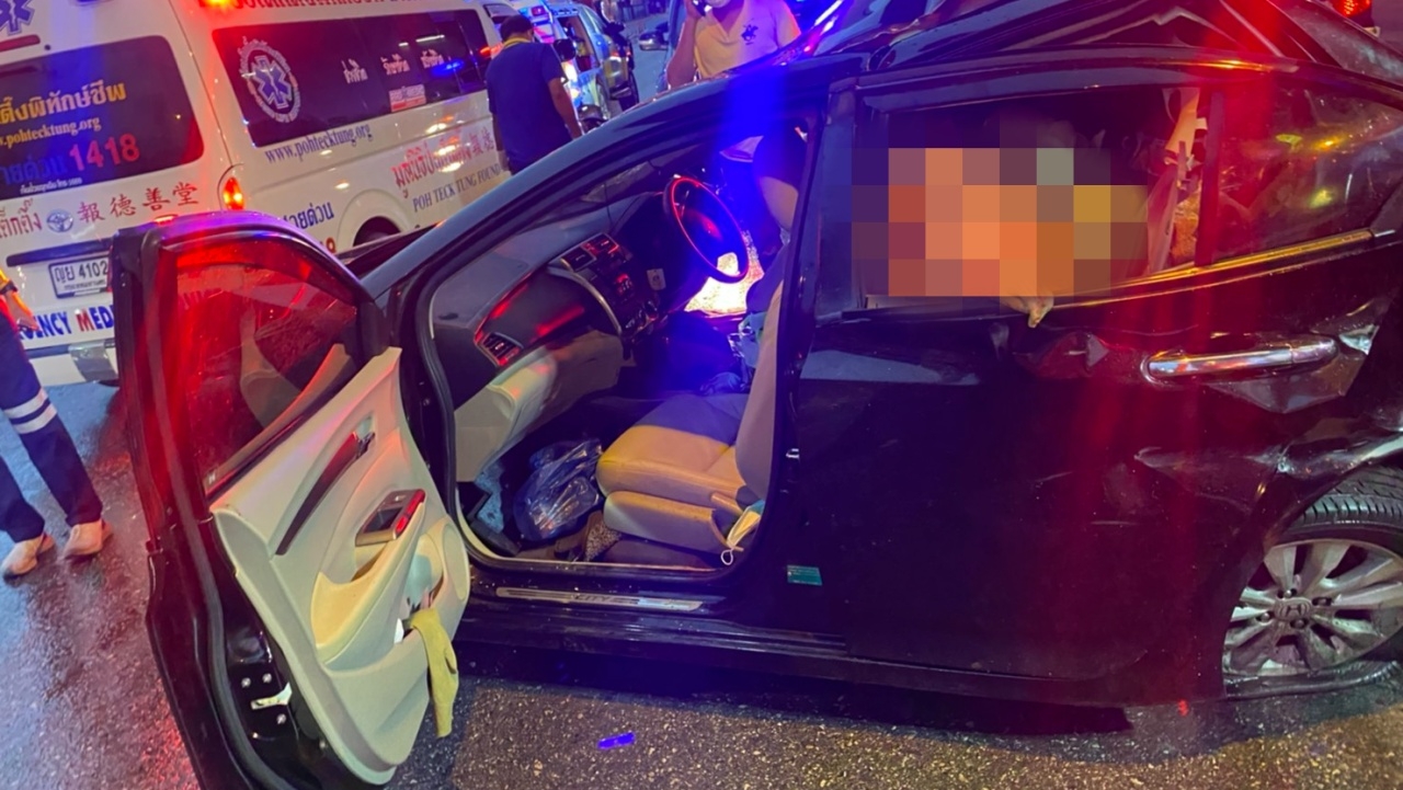 ร.ต.ท.หมอตำรวจร่ำไห้ ซิ่งปอร์เช่ชนท้ายฮอนด้าซิตี้ คู่กรณีตายคาที่ 2 ศพ 