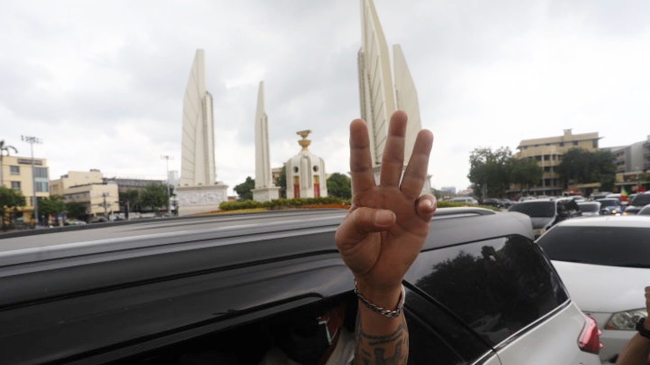 กลุ่มทะลุฟ้า ประกาศนัดหมายอีกครั้ง "ม็อบ 19 สิงหา" อนุสาวรีย์ประชาธิปไตย 