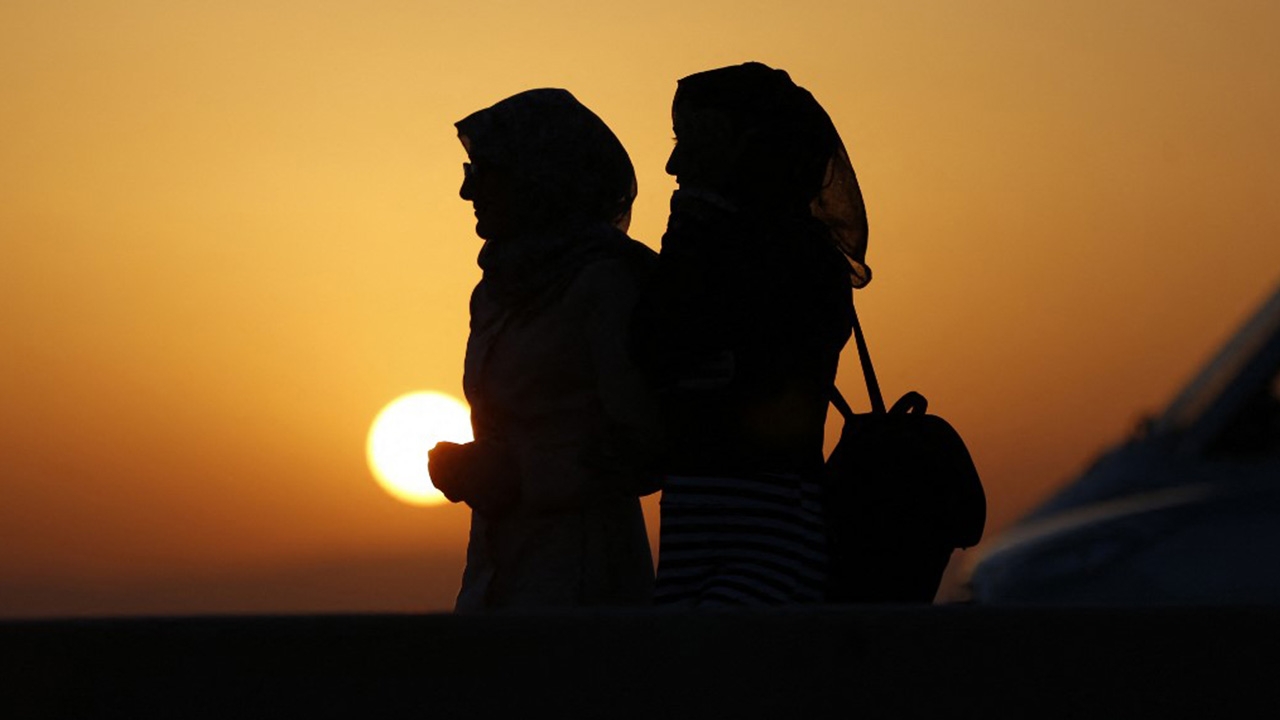 ตาลีบันหวนครองอำนาจ ผู้หญิงอัฟกันกำลังเผชิญอนาคตที่ไม่แน่นอน