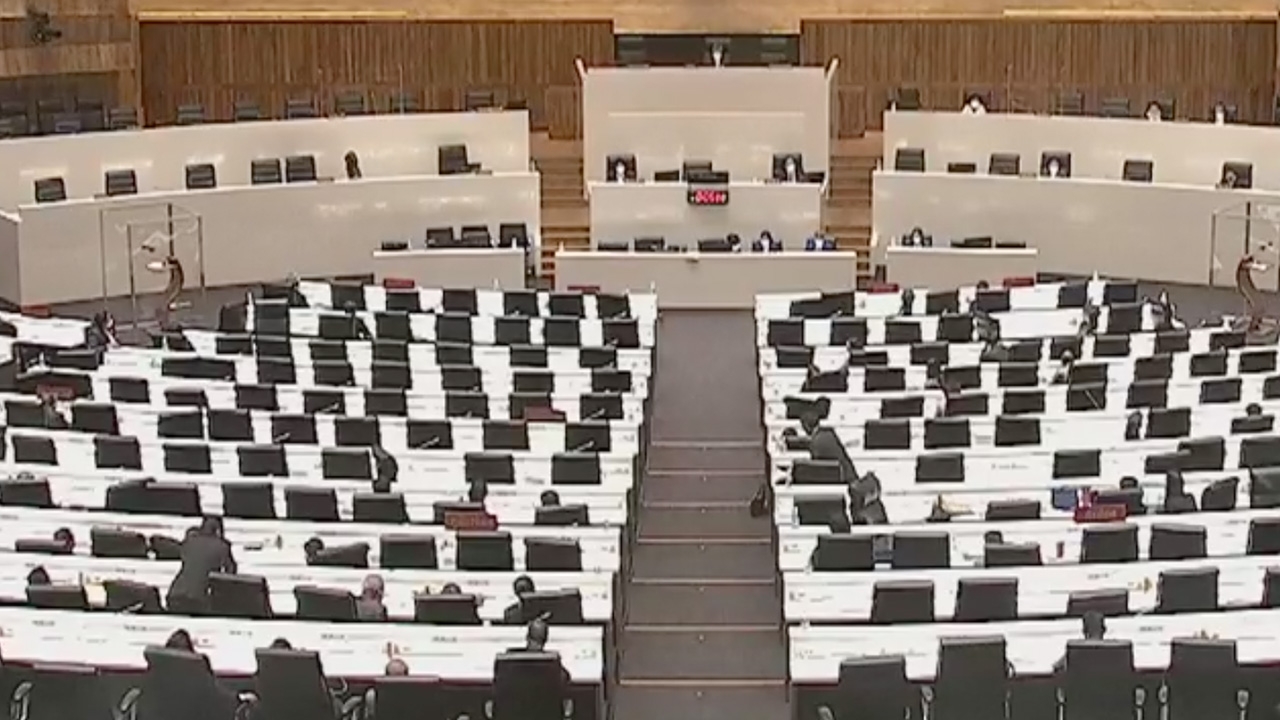 สภา ยึดตามเสียงข้างมาก ผ่านงบฯ ปี 65 มาตรา 15-16 “คมนาคม-ดีอีเอส” 